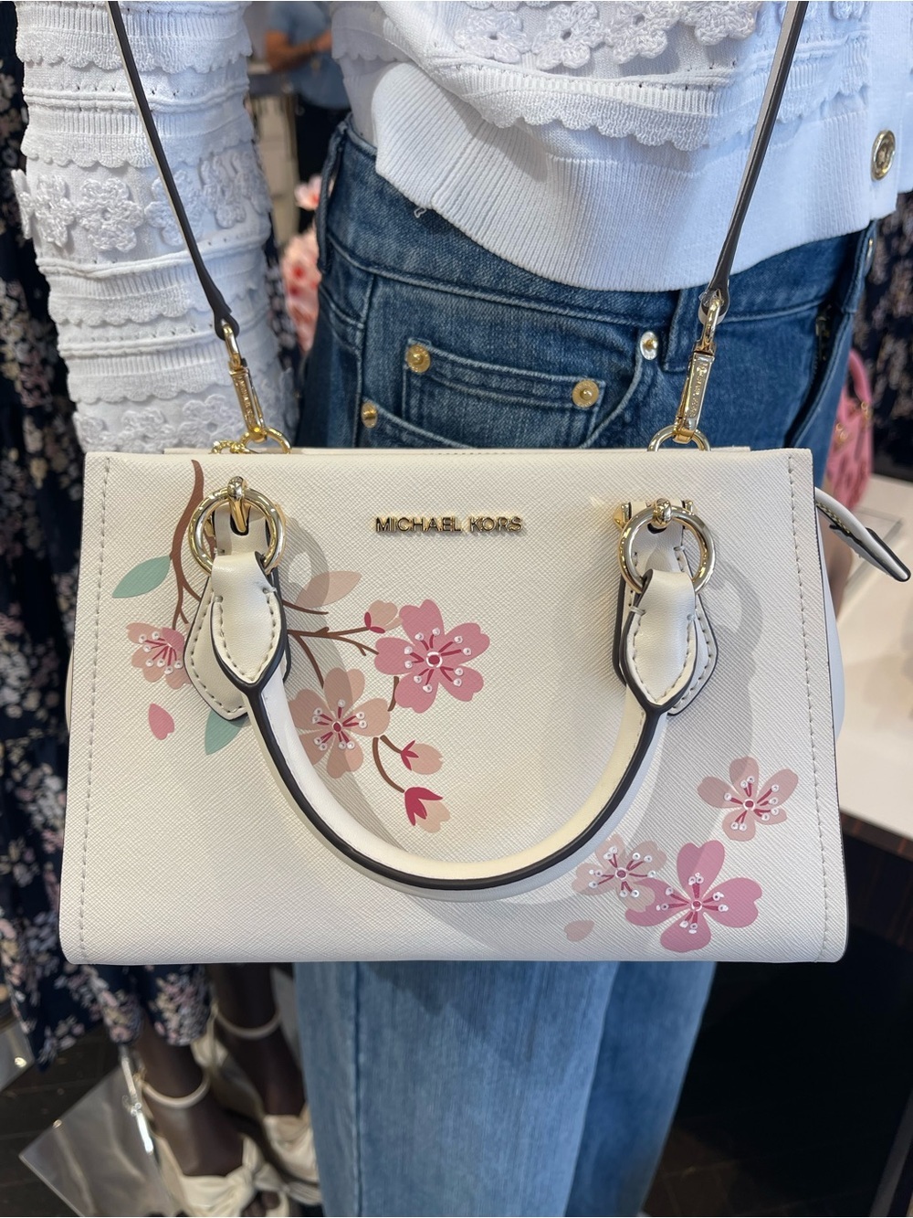 MICHAEL KORS Marilyn Small Embellished Satchel Crossbody Messenger
Lt Cream
NWT - Picture 5 of 16